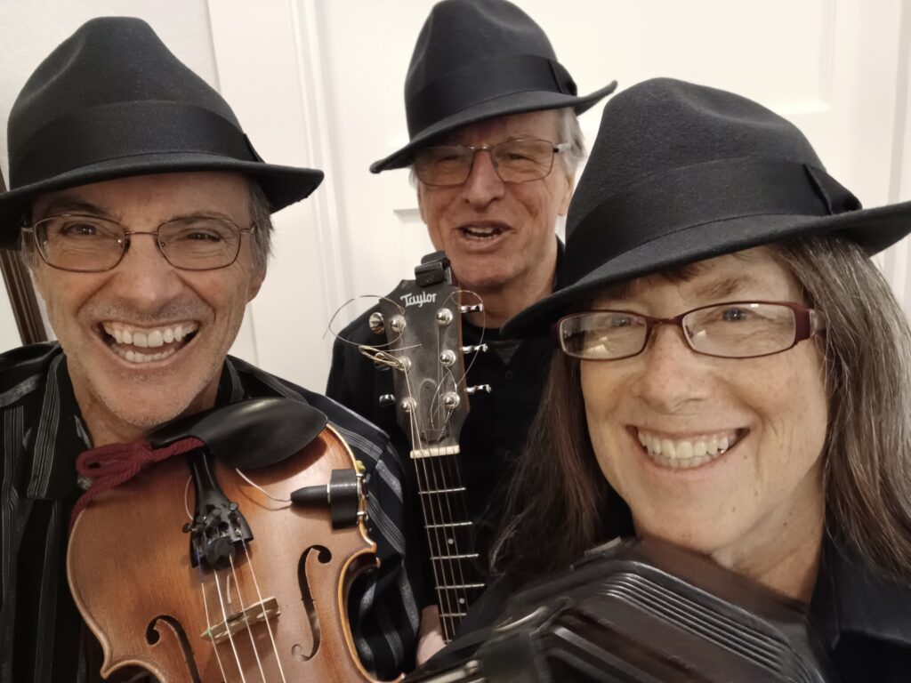 Persons in Black: David Wright, Clark Smith, Sue Jones